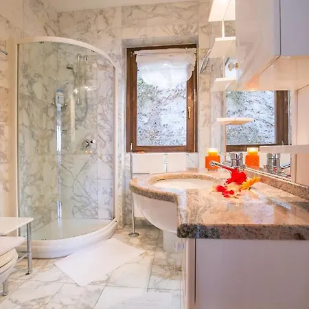 Sleeps 4 *