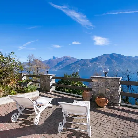 Sleeps 4 *